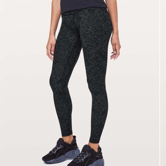 LULULEMON Align Pant II Lacescape Black Print size 2 - Picture 1 of 6